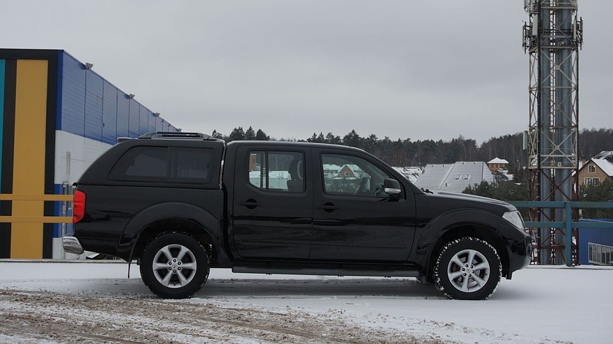 Цукерки: Nissan Navara 2011 року з пробігом 260 000 кілометрів від одного власника