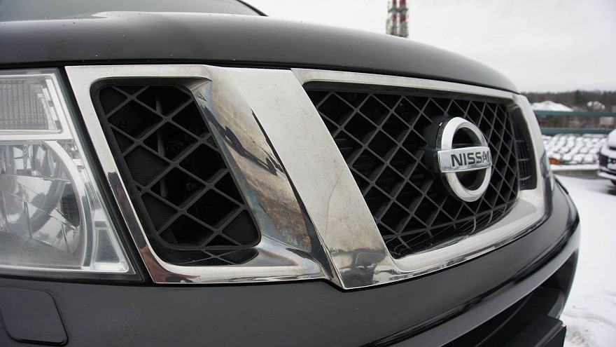 Цукерки: Nissan Navara 2011 року з пробігом 260 000 кілометрів від одного власника