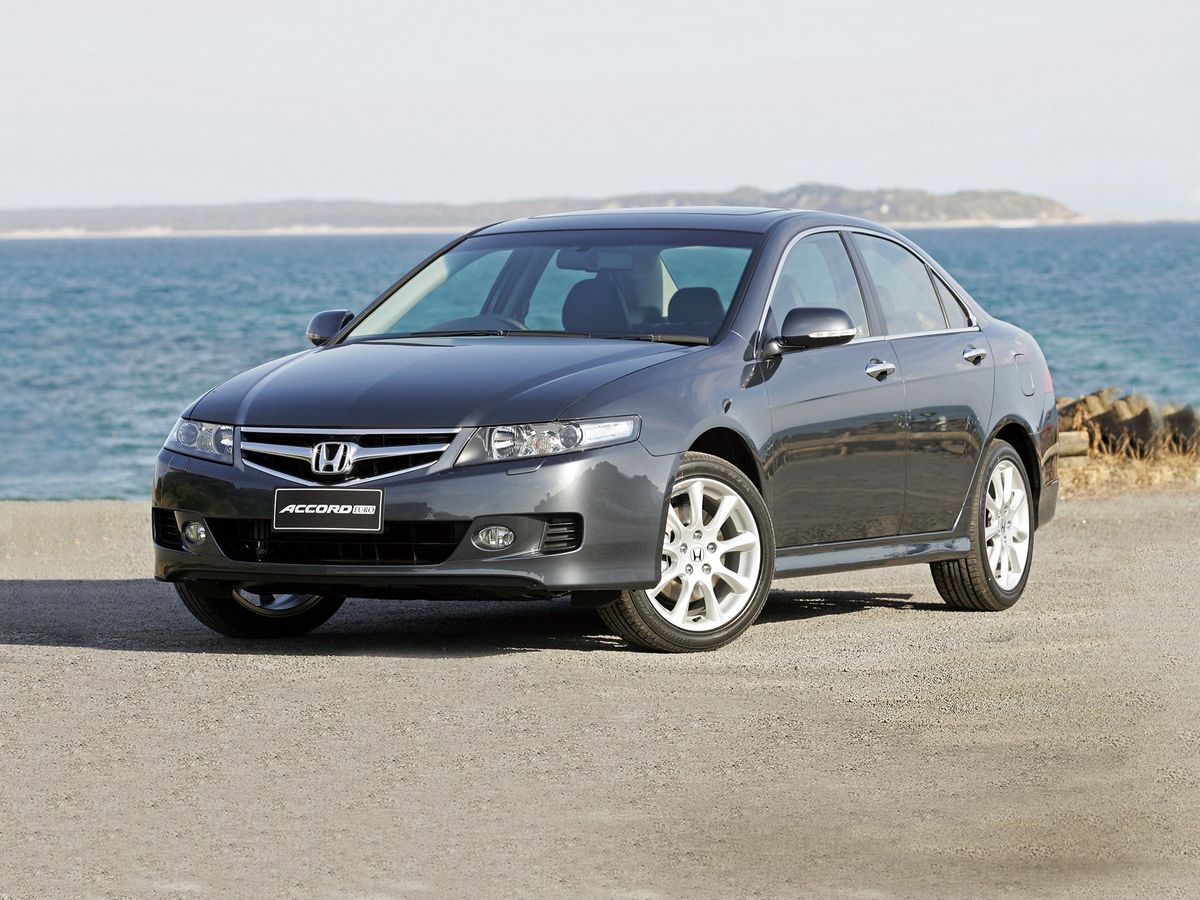 Honda Accord VII з пробігом: повільні АКПП і масложер моторів