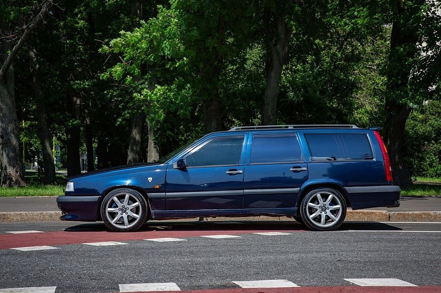 Volvo 850 з пробігом: напрочуд цілий кузов і великий вибір деталей з розпилів