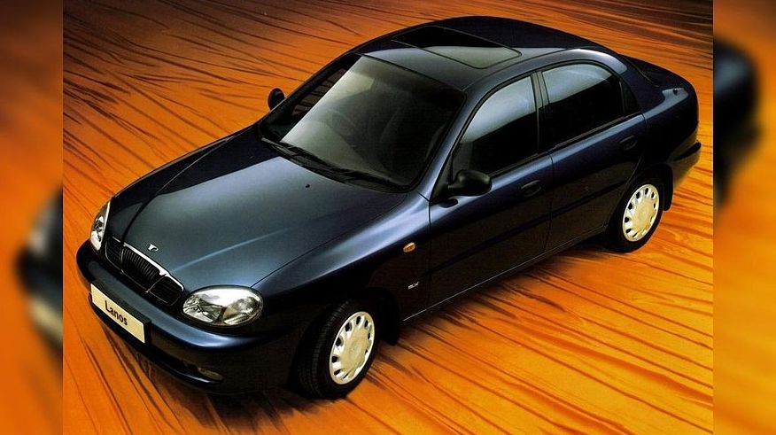 Брат на сестру: порівняння Opel Kadett E і Daewoo Nexia