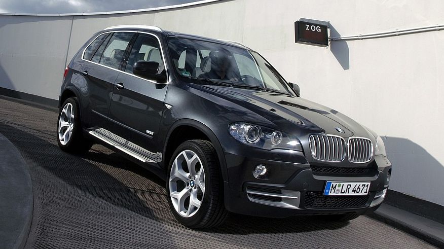 На користь небідних: обираємо BMW X5 E70 з пробігом