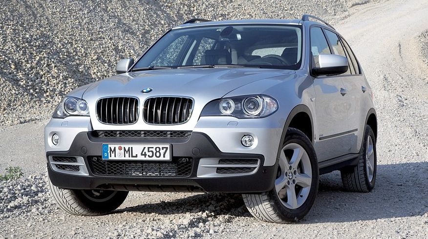 На користь небідних: обираємо BMW X5 E70 з пробігом