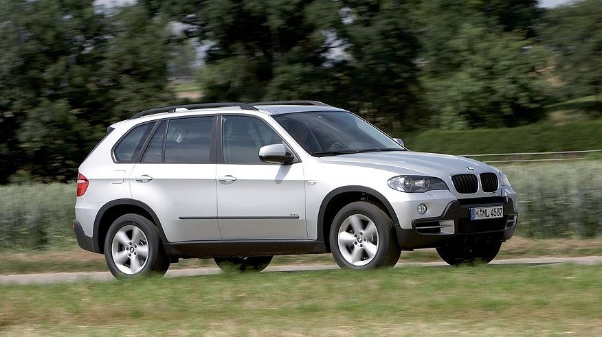 На користь небідних: обираємо BMW X5 E70 з пробігом