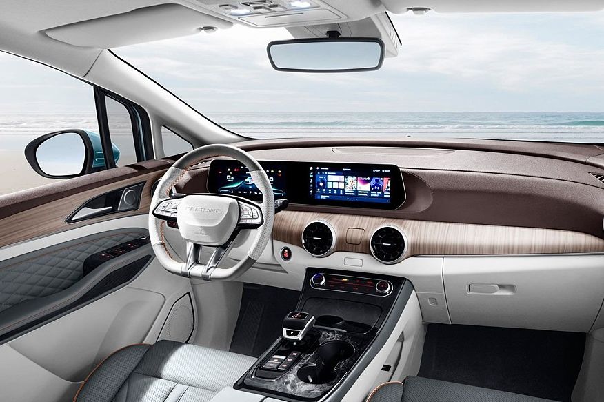 Hyundai Staria і компанія: обираємо мінівен до 7 мільйонів лей Hyundai Staria і компанія: обираємо мінівен до 7 мільйонів лей