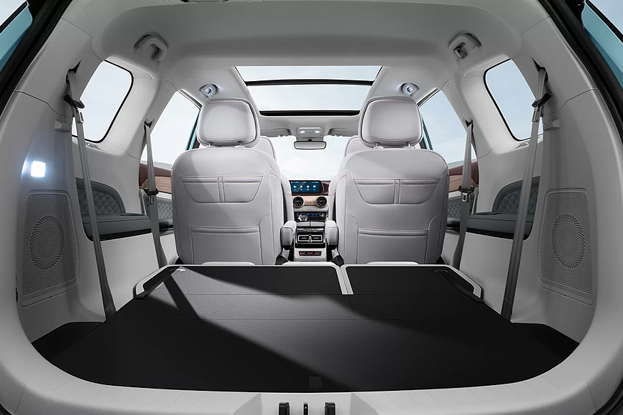 Hyundai Staria і компанія: обираємо мінівен до 7 мільйонів лей Hyundai Staria і компанія: обираємо мінівен до 7 мільйонів лей