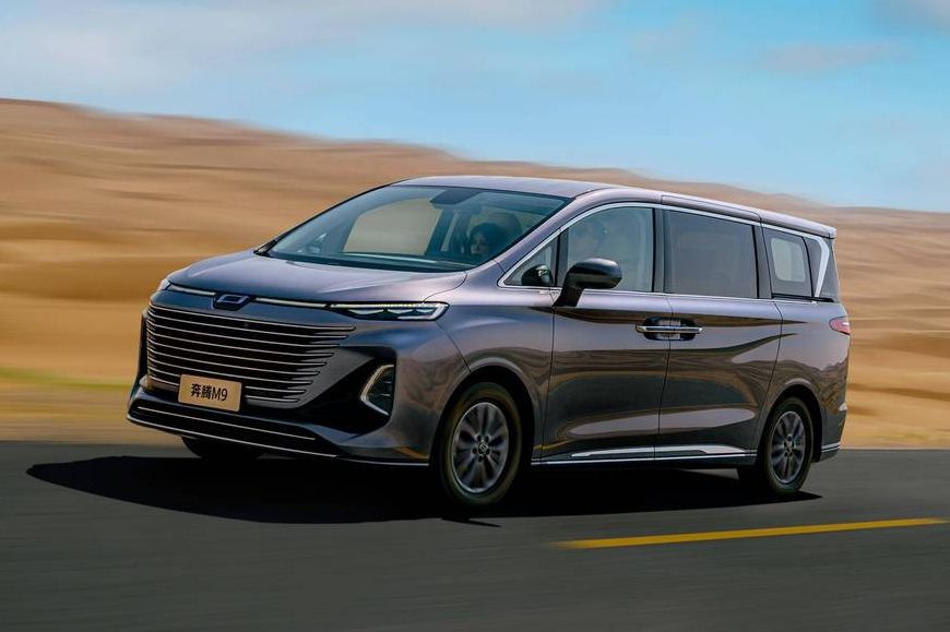 Hyundai Staria і компанія: обираємо мінівен до 7 мільйонів лей Hyundai Staria і компанія: обираємо мінівен до 7 мільйонів лей