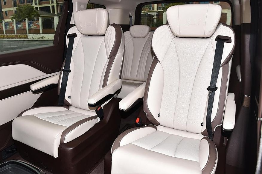 Hyundai Staria і компанія: обираємо мінівен до 7 мільйонів лей Hyundai Staria і компанія: обираємо мінівен до 7 мільйонів лей
