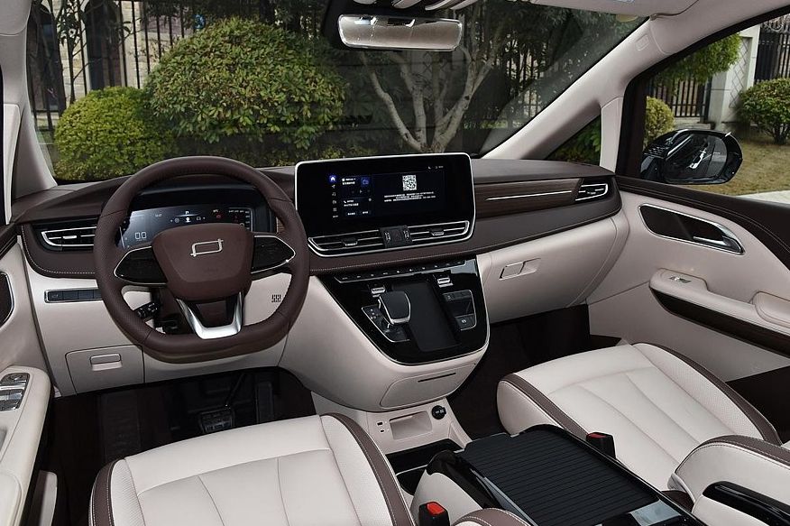 Hyundai Staria і компанія: обираємо мінівен до 7 мільйонів лей Hyundai Staria і компанія: обираємо мінівен до 7 мільйонів лей