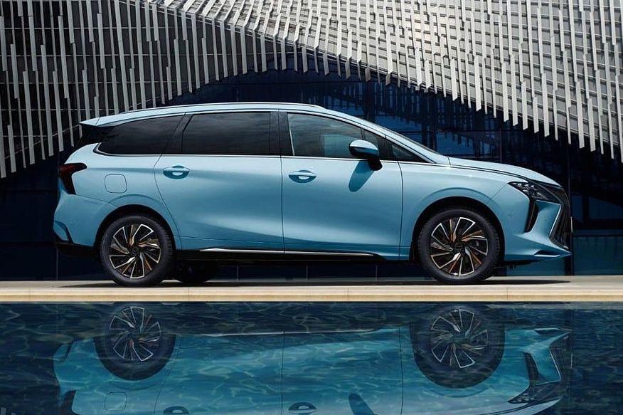 Hyundai Staria і компанія: обираємо мінівен до 7 мільйонів лей Hyundai Staria і компанія: обираємо мінівен до 7 мільйонів лей