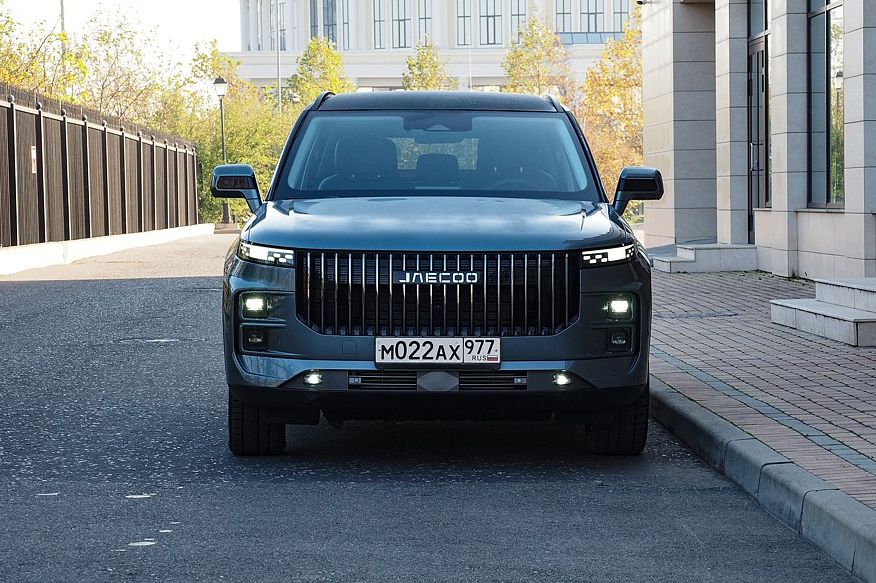 Купуємо Jaecoo J7: де купити, як обслуговувати, скільки витрачати