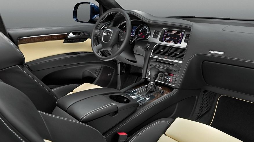 Обираємо Audi Q7 4L з пробігом: корозія кузова та електричні проблеми
