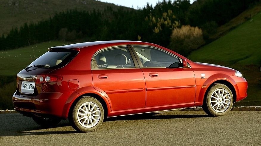 Обираємо Chevrolet Lacetti з пробігом: корозія кузова, проблеми електрики та знос ходової