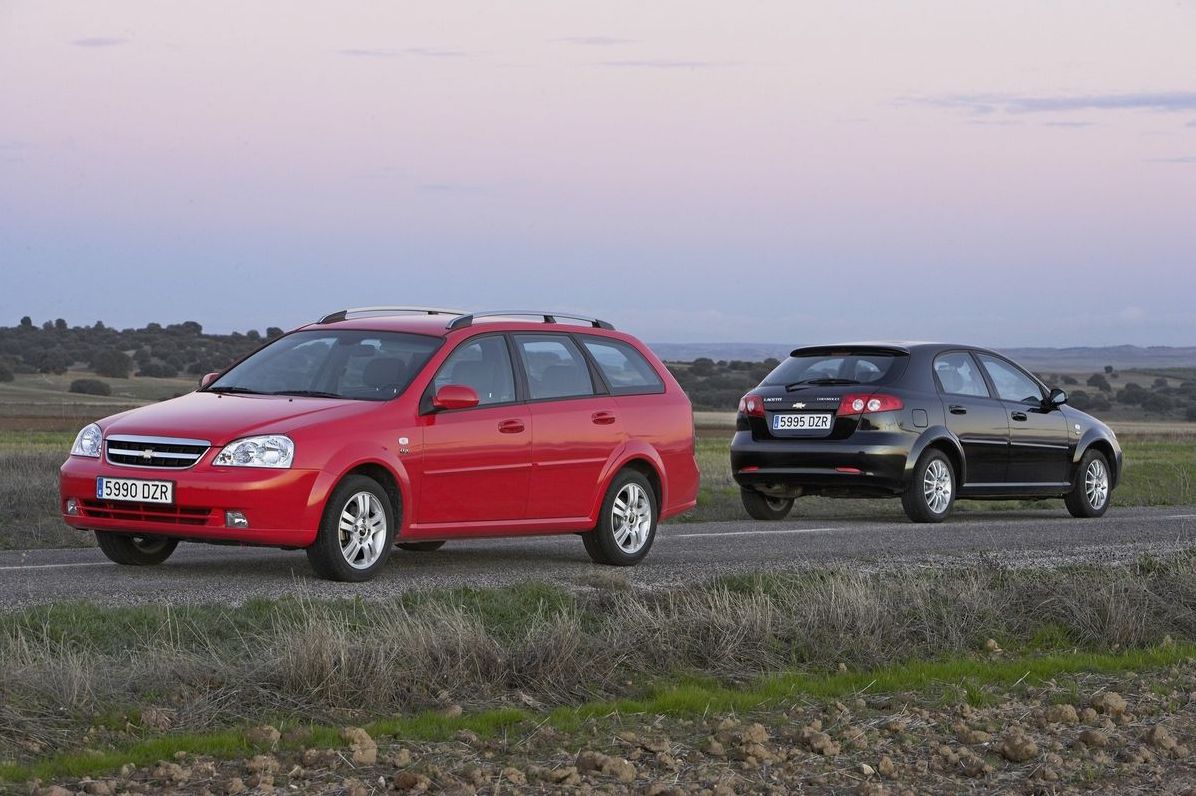 Обираємо Chevrolet Lacetti з пробігом: корозія кузова, проблеми електрики та знос ходової