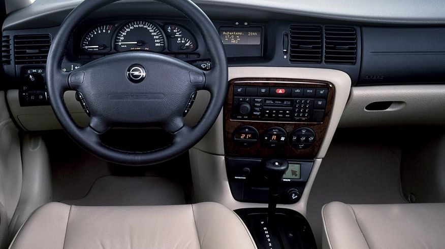 Обираємо Opel Vectra B з пробігом: корозія кузова та проблеми електрики