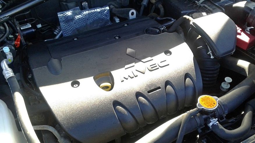 Уперед, на барикади: купуємо Mitsubishi Outlander II за 700 тисяч