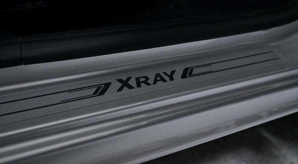 Усі факти про Lada Xray