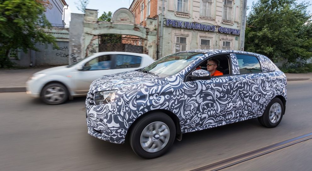Усі факти про Lada Xray