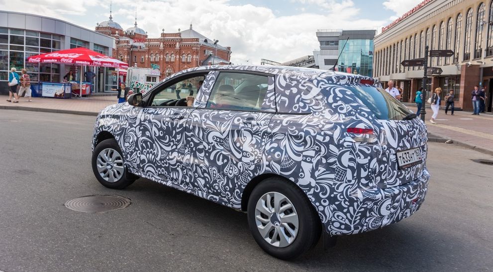 Усі факти про Lada Xray