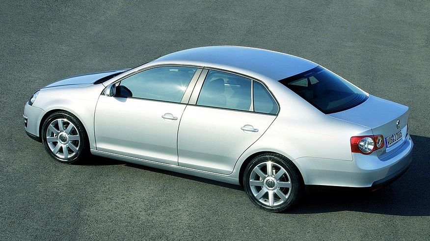 Вік тисне, але шанси є: гід з купівлі Volkswagen Jetta V