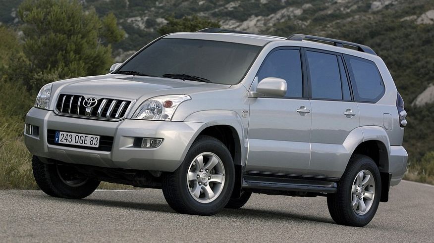 Вся справа в господарях: обираємо Toyota Land Cruiser Prado 120