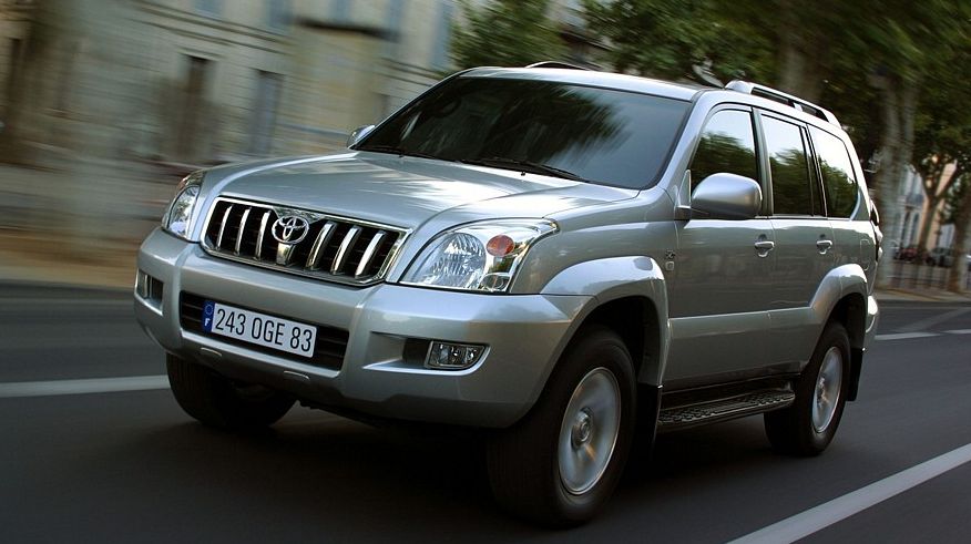 Вся справа в господарях: обираємо Toyota Land Cruiser Prado 120