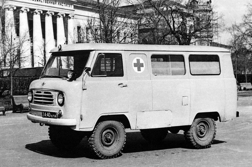 Це фіаско, товаришу: десять невдалих радянських автомобілів
