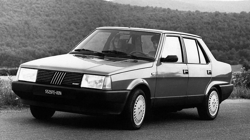 Довгоочікуваний багажник: як ВАЗ-21099 став найбажанішим автомобілем у СРСР
