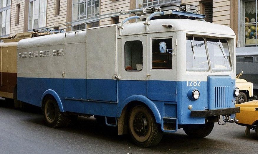 Були гібридами до того, як це стало мейнстримом: історія радянських тролейвозів