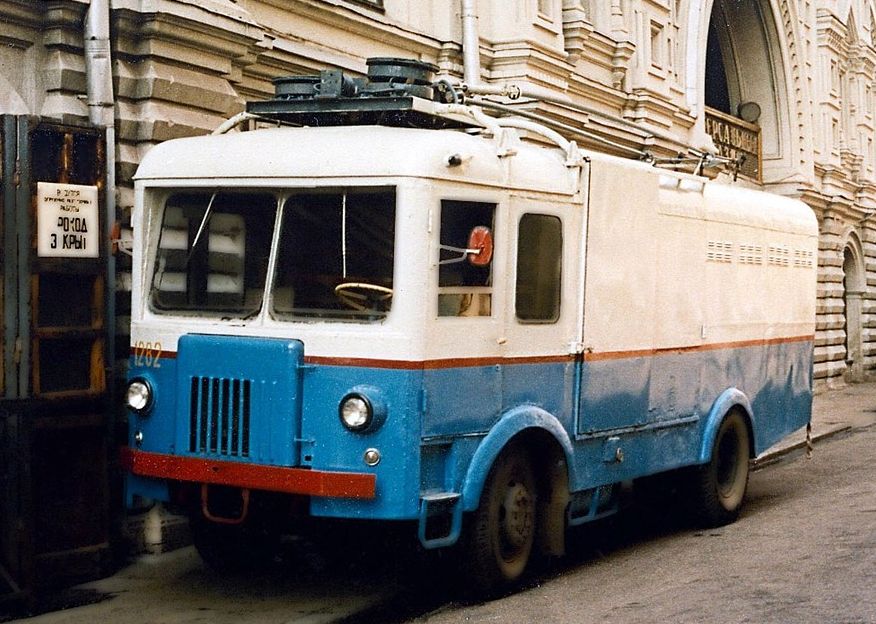 Були гібридами до того, як це стало мейнстримом: історія радянських тролейвозів