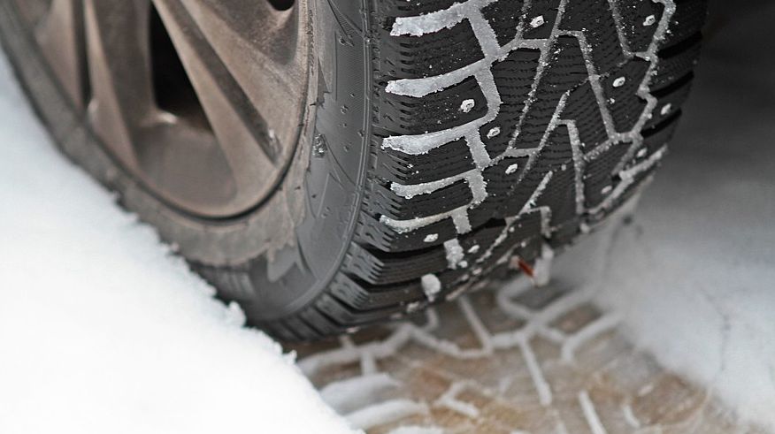 І легковику, і позашляховику: тест шин Pirelli Ice Zero