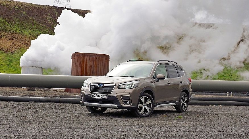 Острів чотирьох кольорів: випробовуємо Subaru в Ісландії