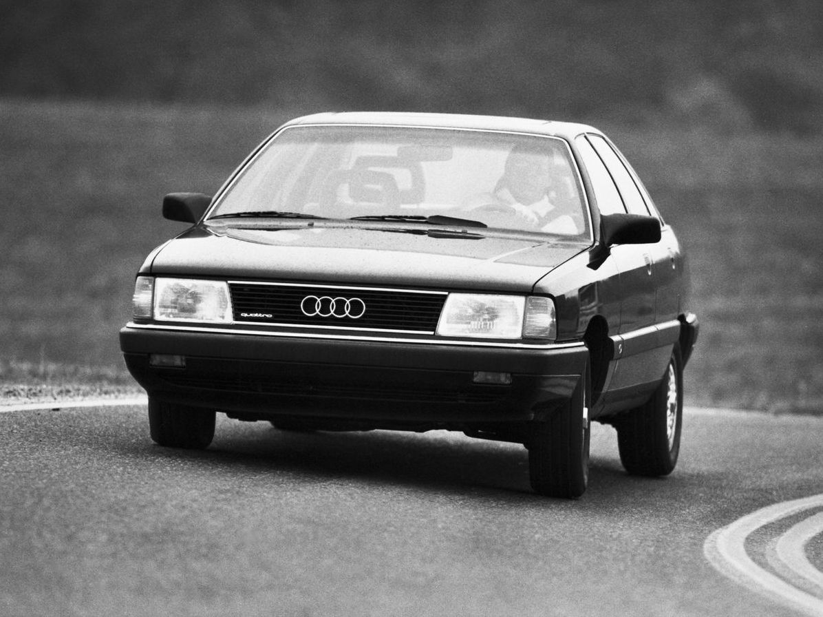 Виріб сто: історія розробки та успіху Audi 100 C3 Audi 100 C3