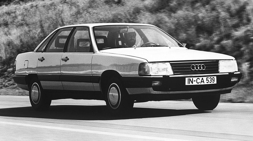 Виріб сто: історія розробки та успіху Audi 100 C3 Audi 100 C3