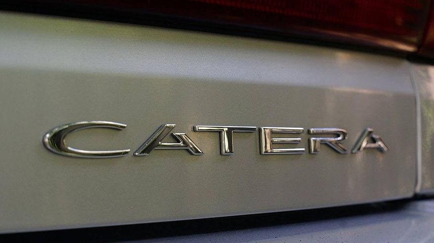 Вона потонула: як у GM зробили Cadillac Catera з Opel Omega B і чому він провалився