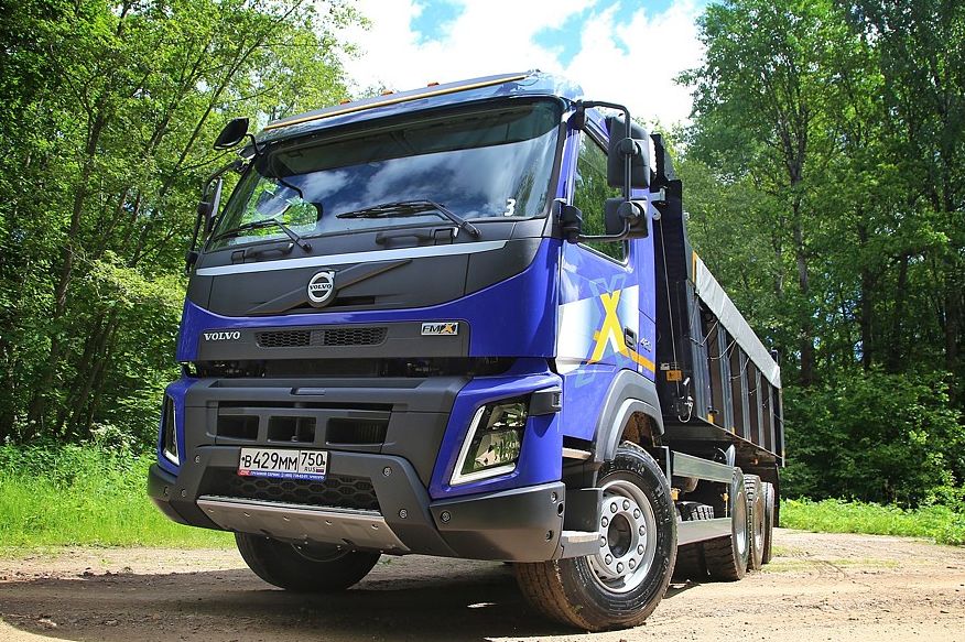 Змінена реальність: тест самоскида Volvo FMX 420 8Х4 Tridem