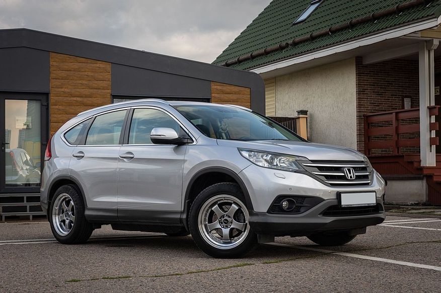 Honda CR-V IV(RM) з пробігом: ні брудному маслу в коробці та в'язкому - в моторах