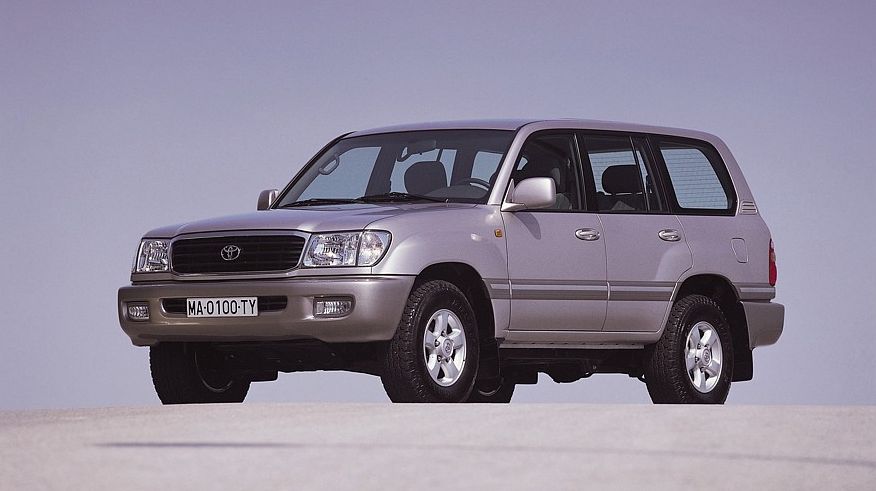 Як мільйонер мільйонеру: обираємо Toyota Land Cruiser 100 з пробігом