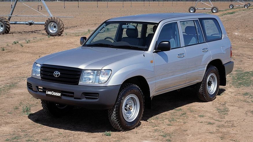 Як мільйонер мільйонеру: обираємо Toyota Land Cruiser 100 з пробігом