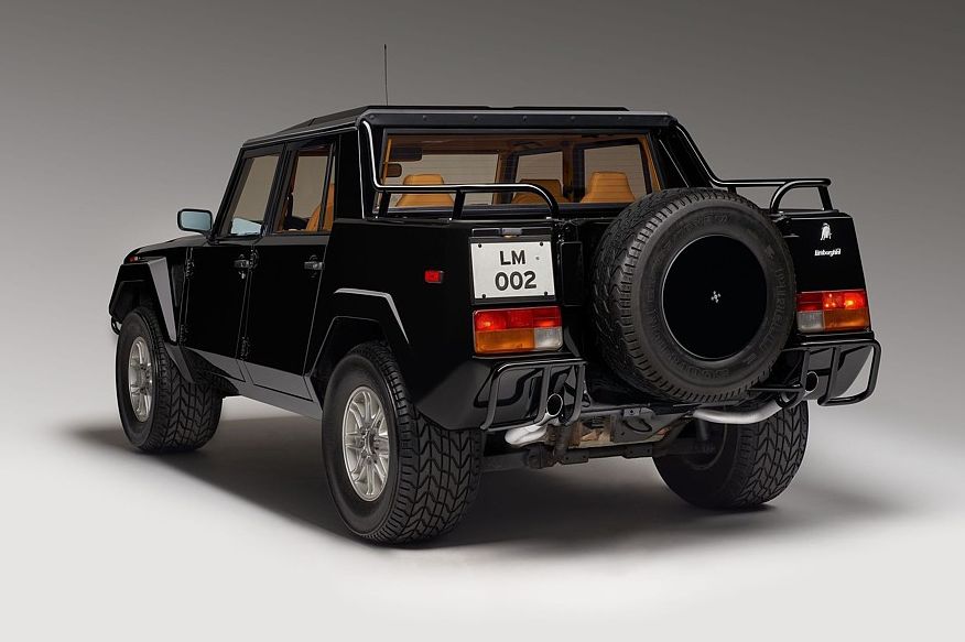 Від конкуренції з Hummer до люксових гаражів: як і чому з'явився Lamborghini LM002