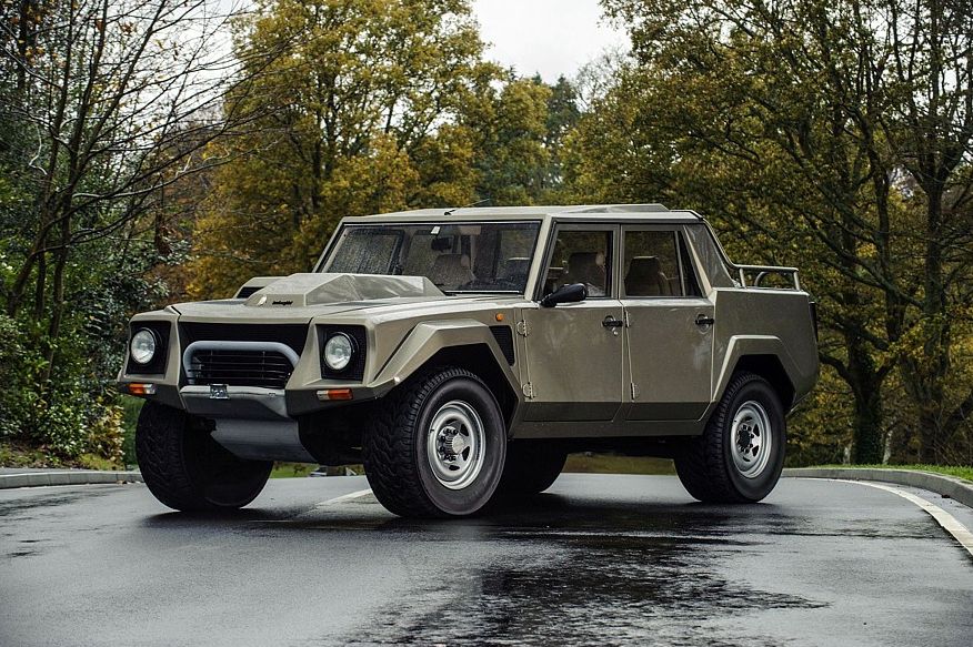 Від конкуренції з Hummer до люксових гаражів: як і чому з'явився Lamborghini LM002