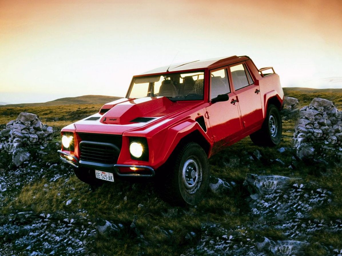 Від конкуренції з Hummer до люксових гаражів: як і чому з'явився Lamborghini LM002