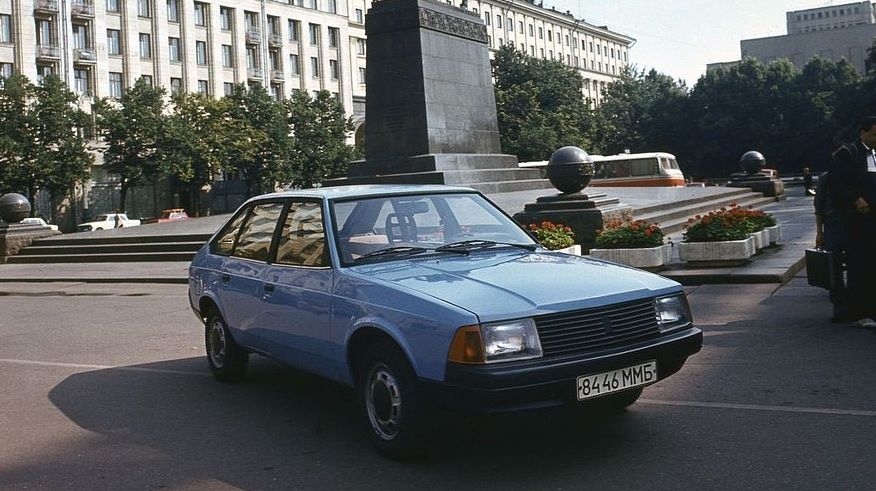 Чуже серце: які радянські автомобілі отримали мотори від інших машин