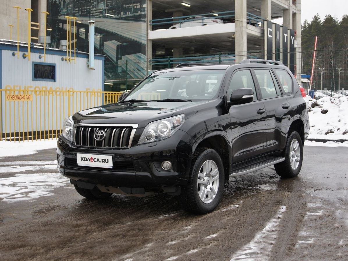 Цукерки: Toyota Land Cruiser Prado 150 з пробігом 272 тисячі в хорошому стані