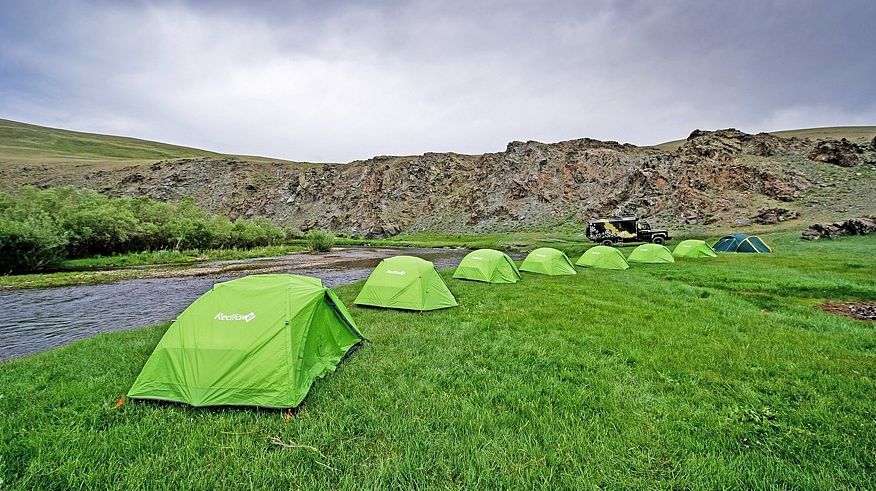 Хрещення водою: експедиційний тест-драйв Land Rover Discovery 5