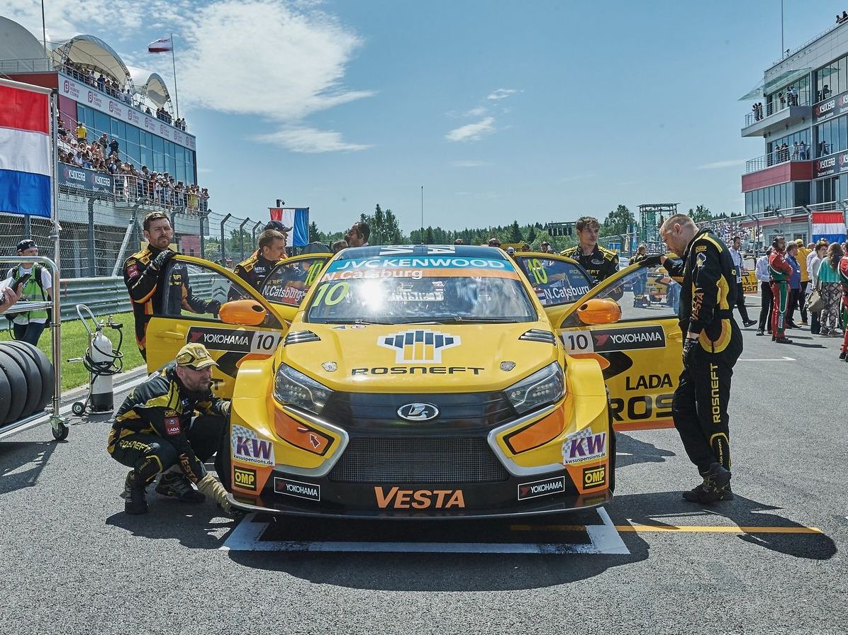 Кохання живе два роки? Якою ми запам'ятаємо Lada Vesta TC1 у чемпіонаті WTCC