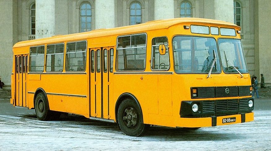 Місяцехід №677: історія створення автобуса ЛіАЗ-677