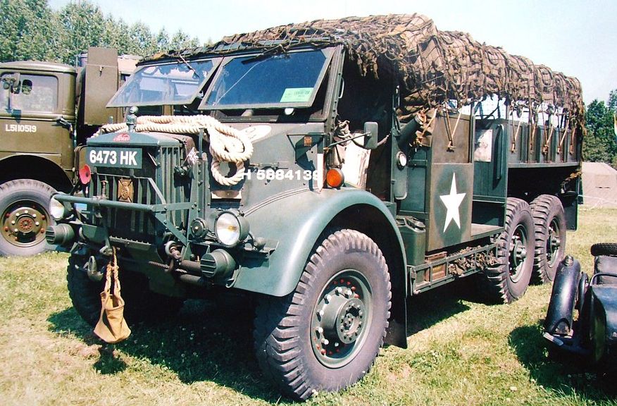 Предки сучасних фур: маловідомі армійські тягачі Другої світової